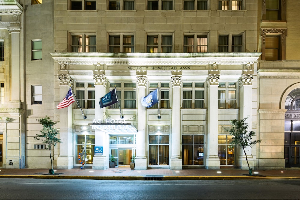 AC Hotel by Marriott New Orleans French Quarter — Hotel building in New Orleans, Louisiana
