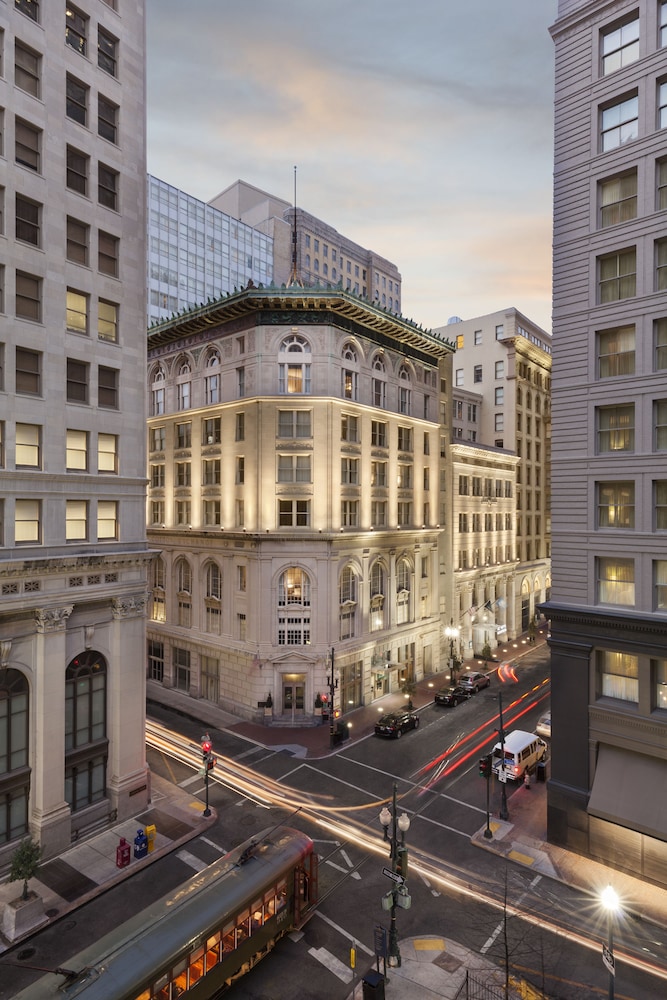 AC Hotel by Marriott New Orleans French Quarter — Hotel building in New Orleans, Louisiana