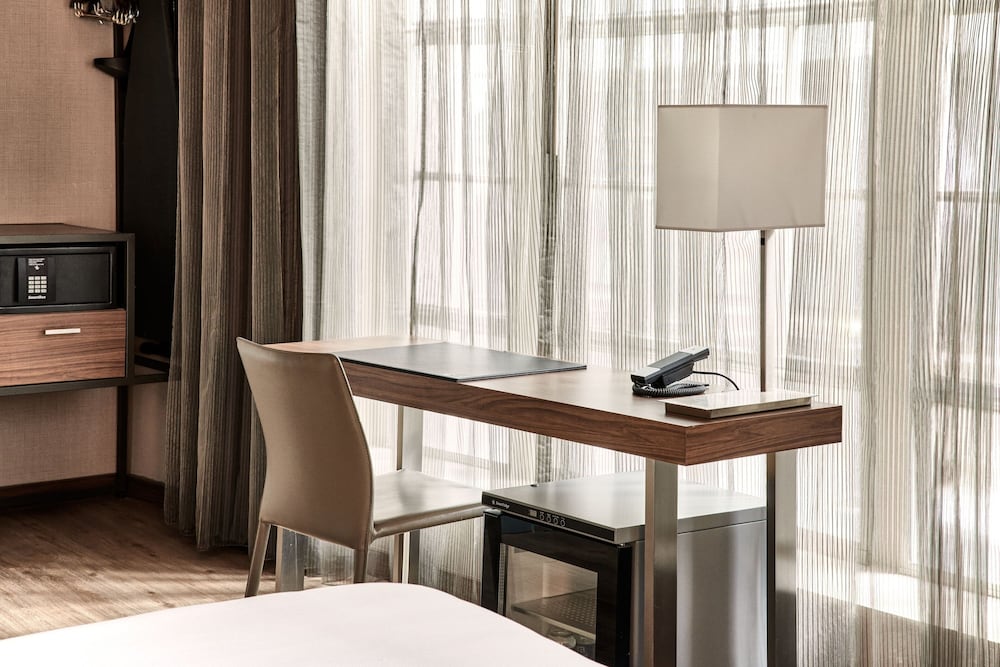 AC Hotel by Marriott New Orleans French Quarter — Hotel rooms in New Orleans, Louisiana