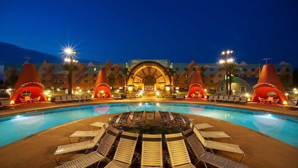 Disney's Art Of Animation Resort — Swimming pool in Walt Disney World Resort, Florida