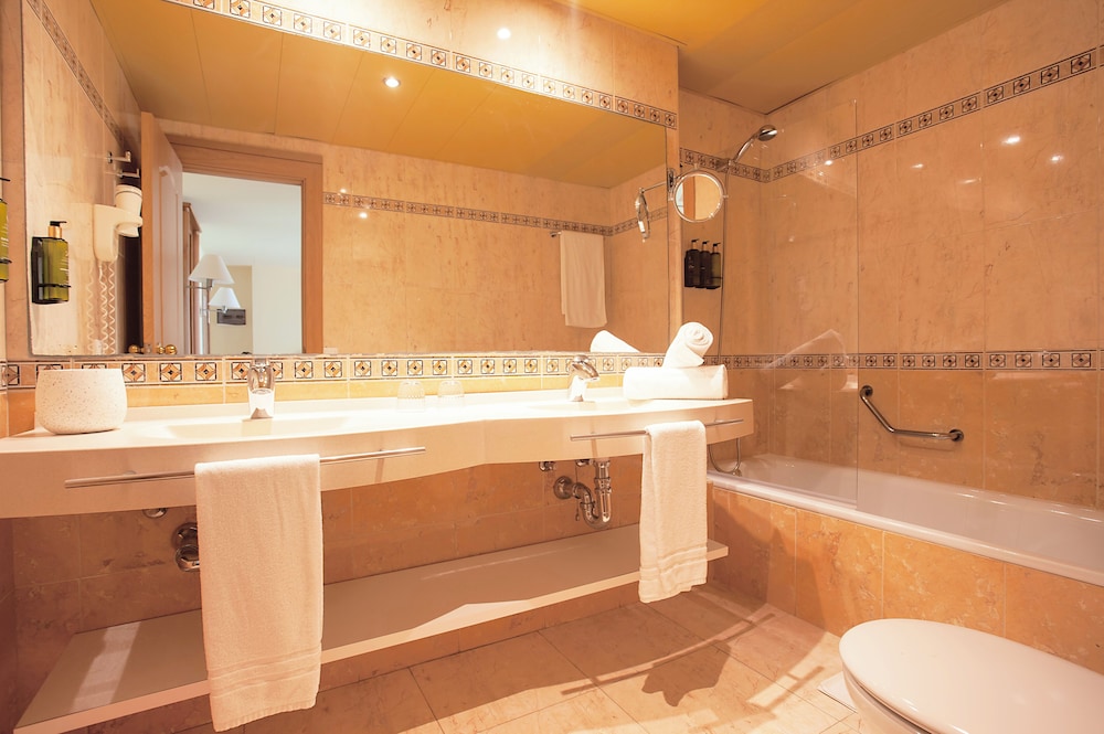 Ona Palmira Paguera — Hotel rooms in Peguera, Balearic Islands
