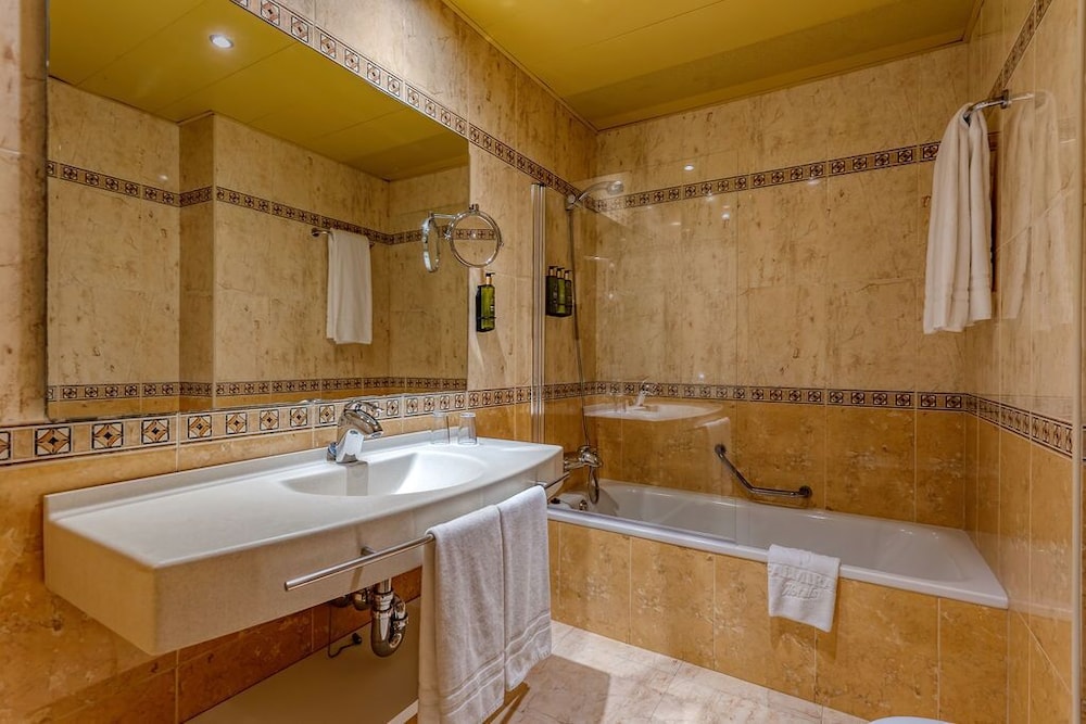 Ona Palmira Paguera — Hotel rooms in Peguera, Balearic Islands