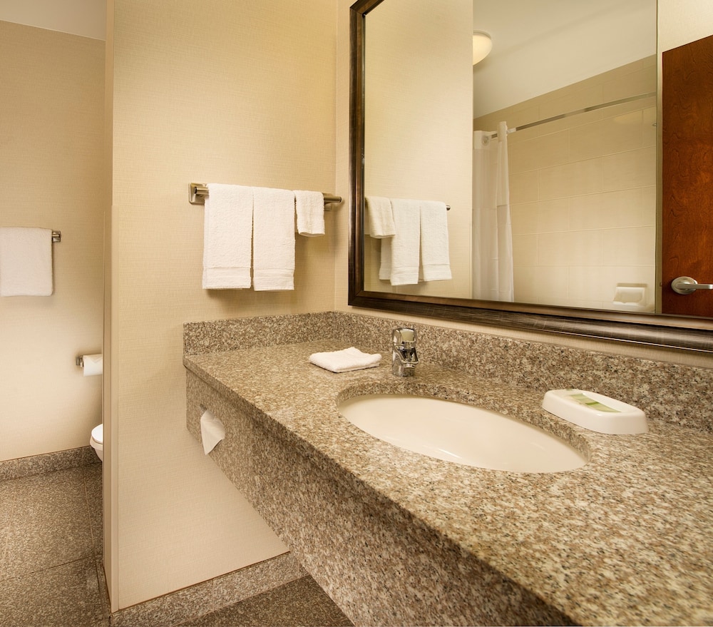Drury Inn & Suites near Universal Orlando Resort — Hotel rooms in Orlando, Florida