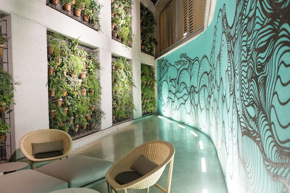 Hotel Rec Barcelona - Adults only — Restaurant & bars in Barcelona, Catalonia