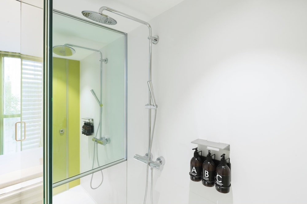 Hotel Rec Barcelona - Adults only — Hotel rooms in Barcelona, Catalonia