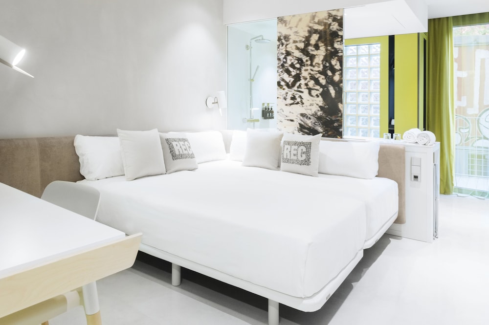 Hotel Rec Barcelona - Adults only — Hotel rooms in Barcelona, Catalonia