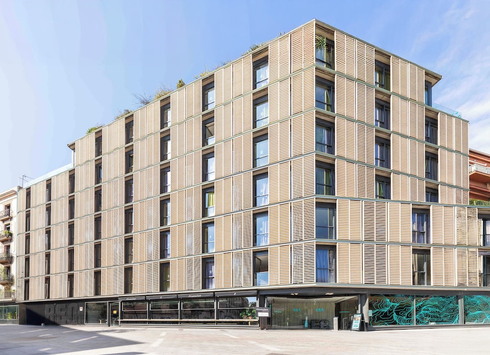 Hotel Rec Barcelona - Adults only — Hotel building in Barcelona, Catalonia