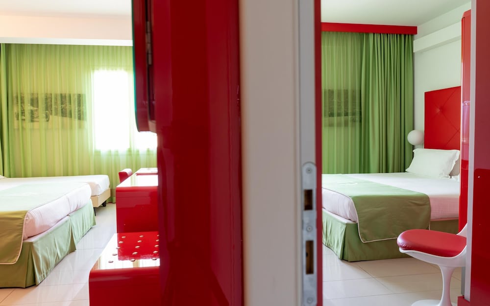 Domina Zagarella Sicily — Hotel rooms in Santa Flavia, Sicily