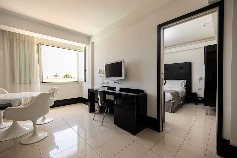 Domina Zagarella Sicily — Hotel rooms in Santa Flavia, Sicily