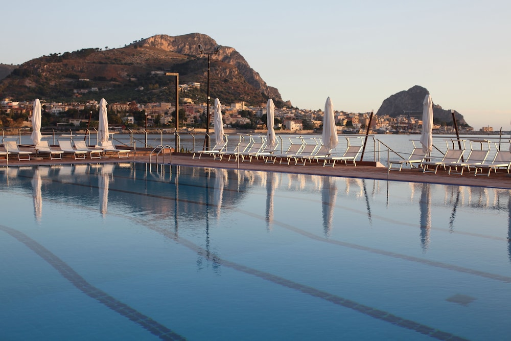 Domina Zagarella Sicily — Swimming pool in Santa Flavia, Sicily