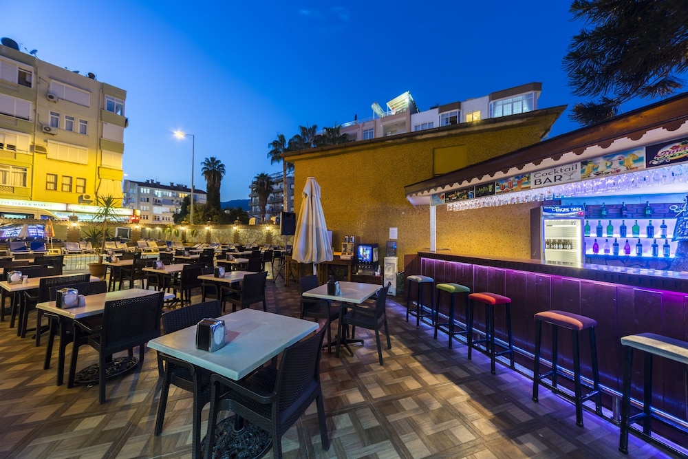 Wasa Hotel — Restaurant & bars in Alanya