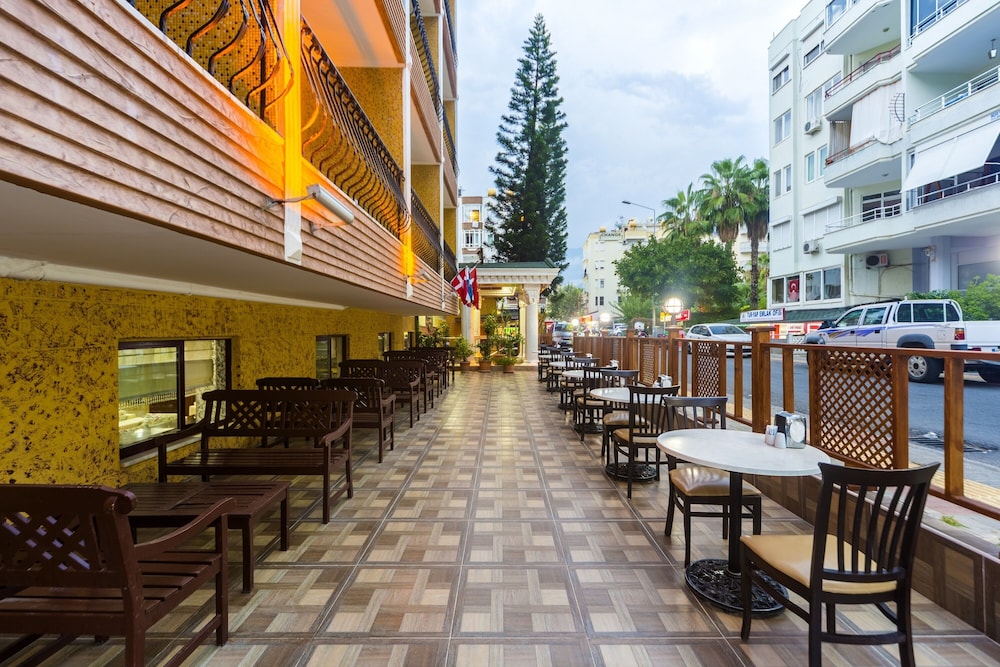 Wasa Hotel — Restaurant & bars in Alanya