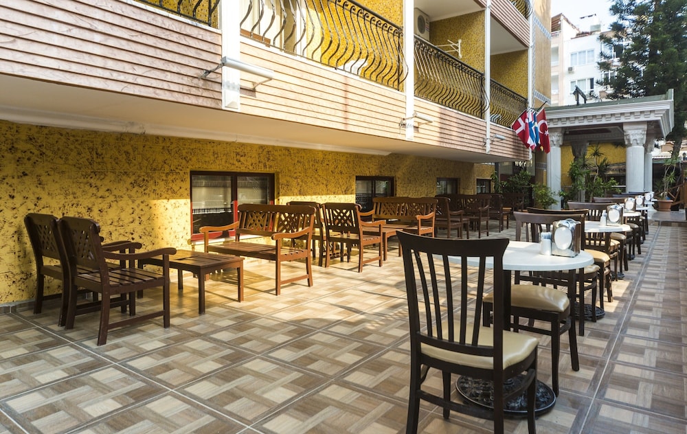 Wasa Hotel — Restaurant & bars in Alanya