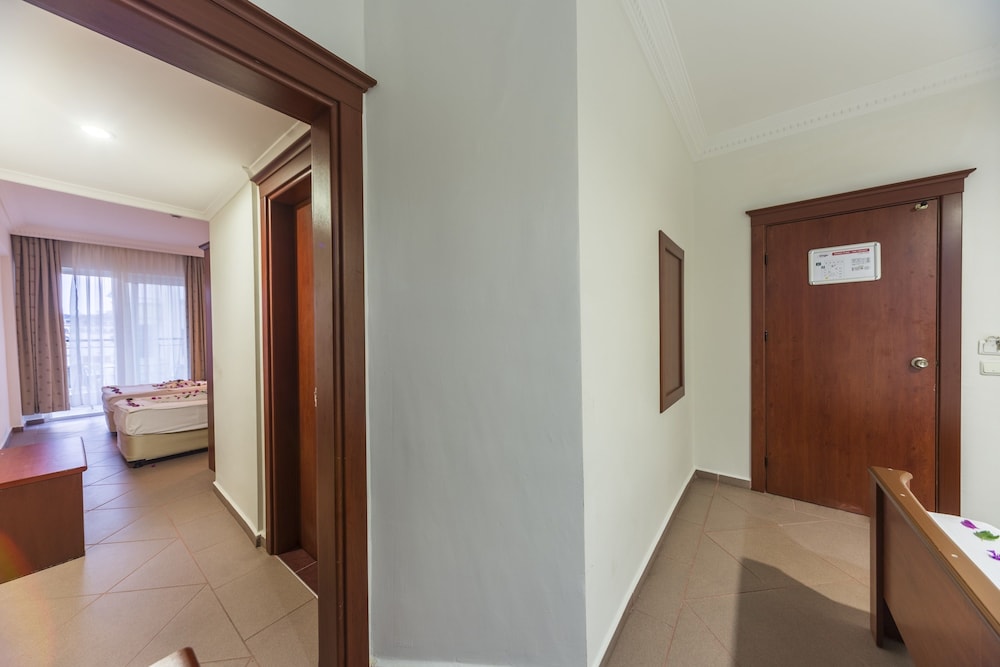 Wasa Hotel — Hotel rooms in Alanya
