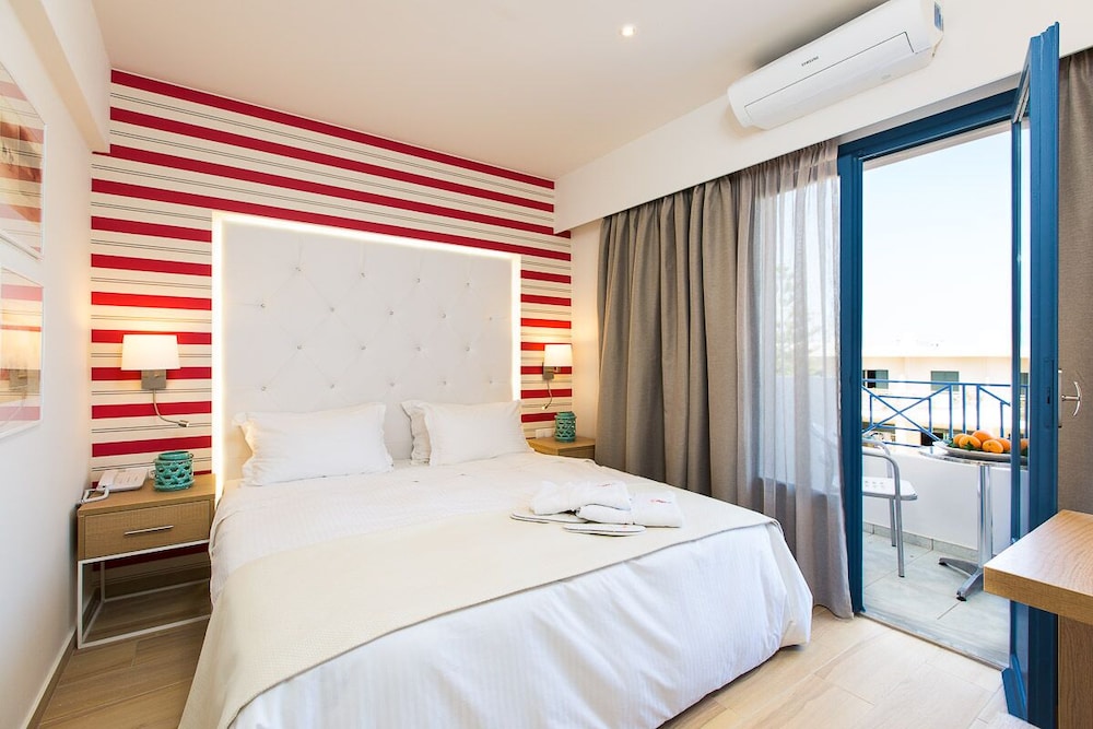 Solimar Ruby — Hotel rooms in Malia