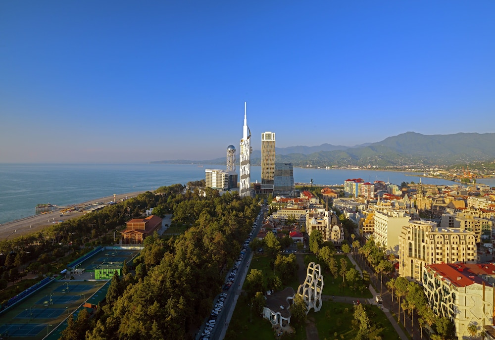 Sheraton Batumi Hotel - zdjęcie 4