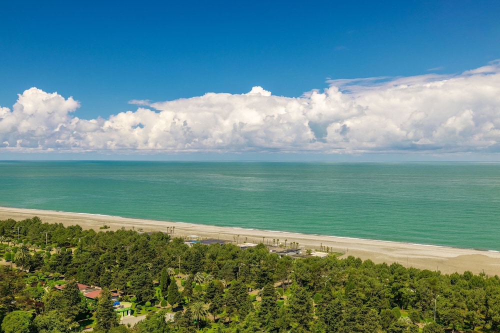 Sheraton Batumi Hotel - zdjęcie 5