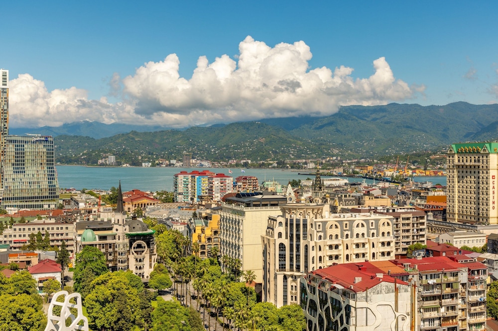 Sheraton Batumi Hotel - zdjęcie 3