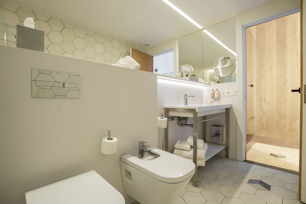 Boutique Hotel Sant Roc & Spa — Hotel rooms in Mahon, Balearic Islands