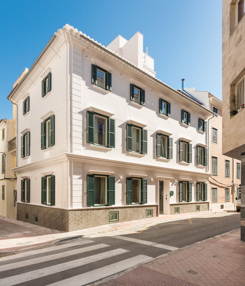 Boutique Hotel Sant Roc & Spa — Hotel building in Mahon, Balearic Islands