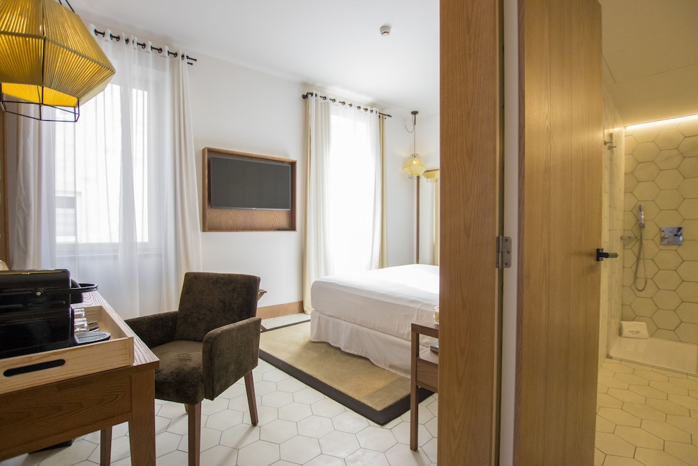 Boutique Hotel Sant Roc & Spa — Hotel rooms in Mahon, Balearic Islands