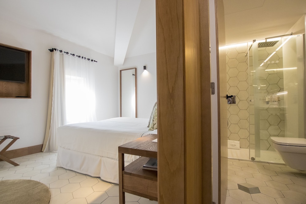 Boutique Hotel Sant Roc & Spa — Hotel rooms in Mahon, Balearic Islands