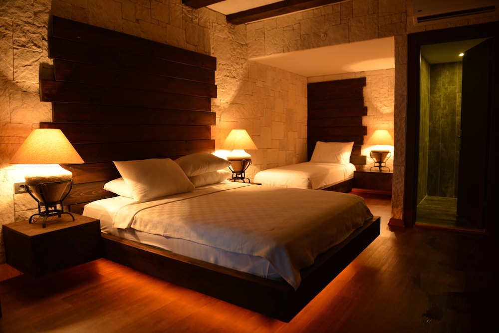 Manaspark Deluxe Hotel — Hotel rooms in Fethiye, Mugla
