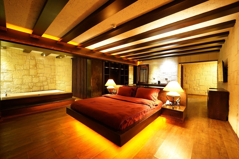Manaspark Deluxe Hotel — Hotel rooms in Fethiye, Mugla