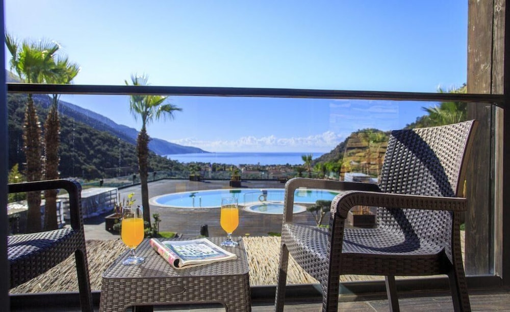Manaspark Deluxe Hotel — Hotel rooms in Fethiye, Mugla