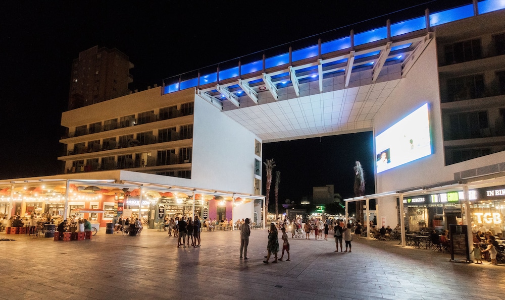 INNSiDE by Meliá Calviá Beach — Hotel building in Magaluf, Balearic Islands