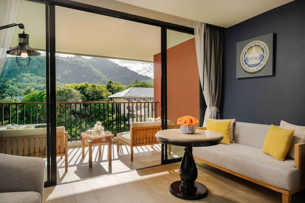 Avista Grande Phuket Karon - MGallery — Hotel rooms in Karon, Phuket Province