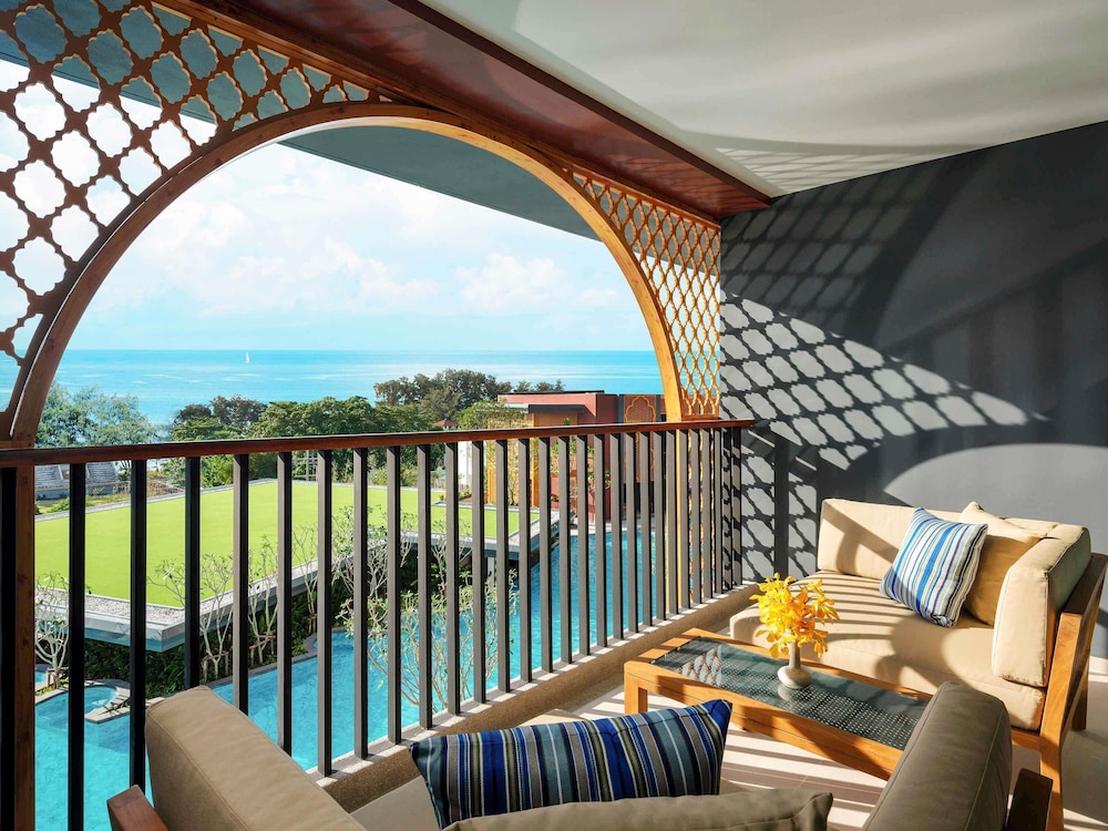 Avista Grande Phuket Karon - MGallery — Hotel rooms in Karon, Phuket Province