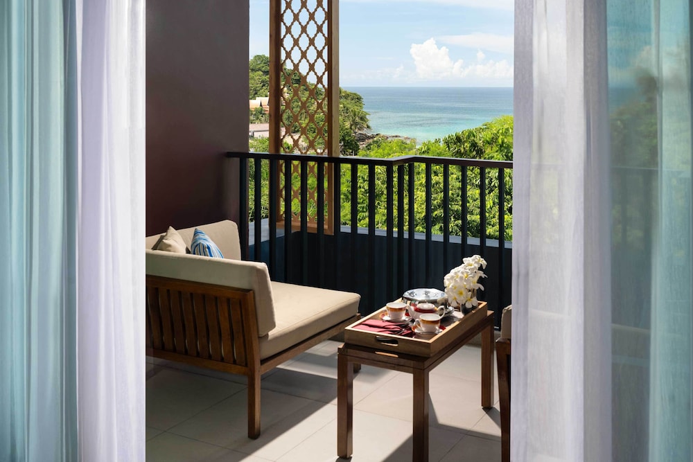 Avista Grande Phuket Karon - MGallery — Hotel rooms in Karon, Phuket Province