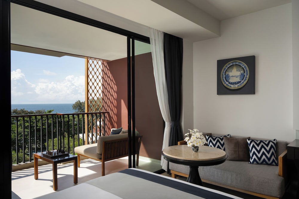 Avista Grande Phuket Karon - MGallery — Hotel rooms in Karon, Phuket Province