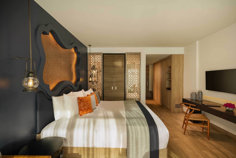 Avista Grande Phuket Karon - MGallery — Hotel rooms in Karon, Phuket Province