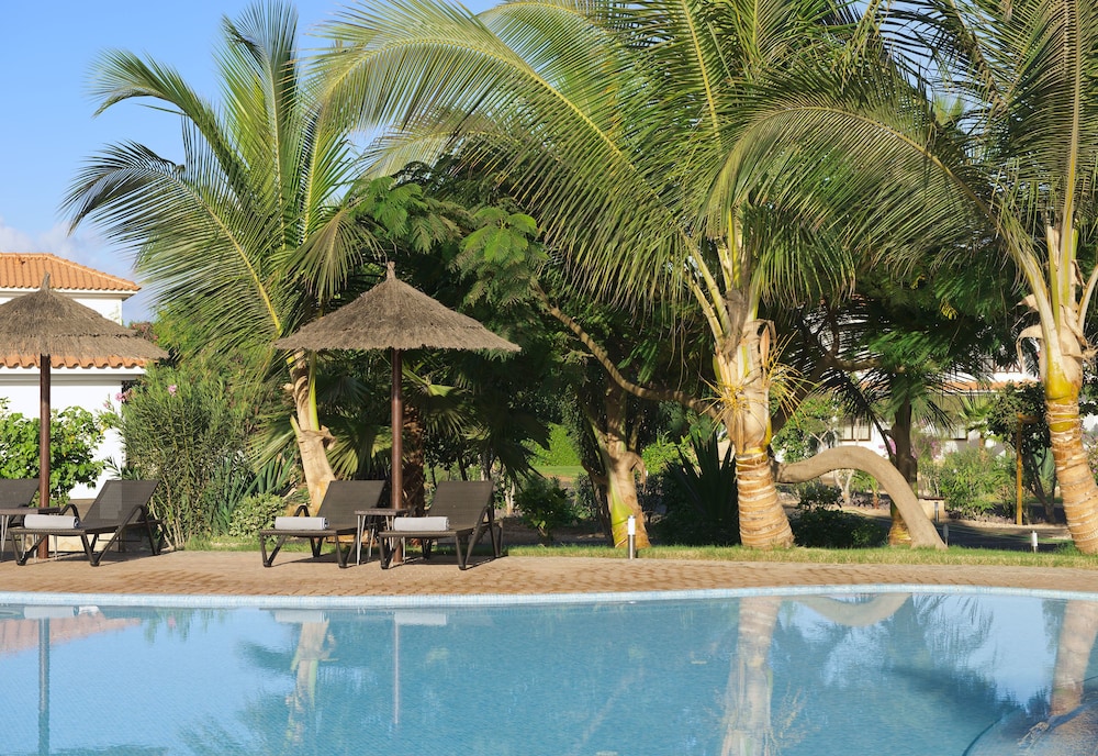 Melia Tortuga Beach — Swimming pool in Santa Maria