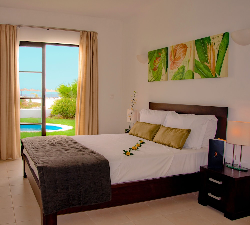 Melia Tortuga Beach — Hotel rooms in Santa Maria