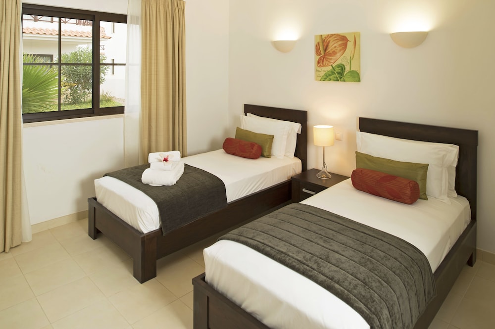 Melia Tortuga Beach — Hotel rooms in Santa Maria