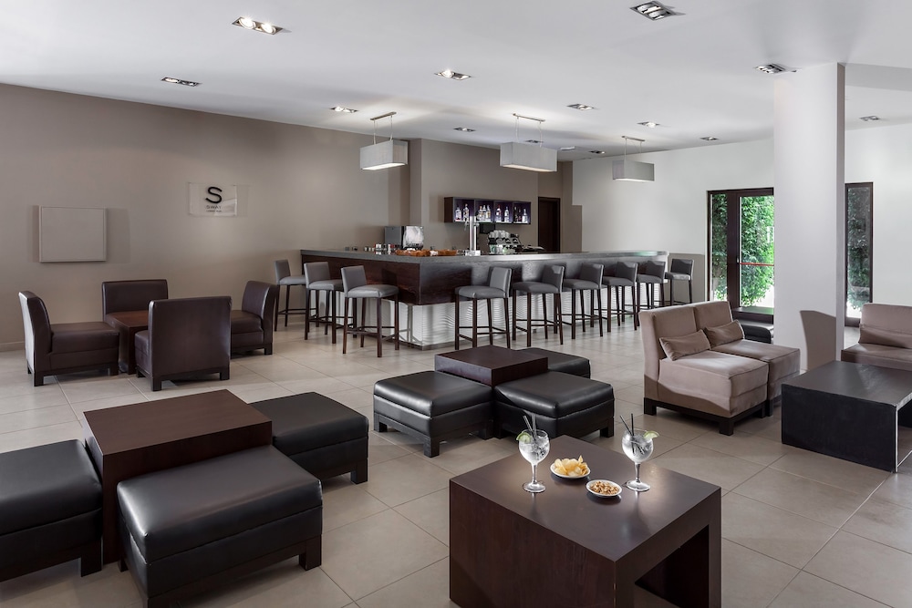 Melia Tortuga Beach — Restaurant & bars in Santa Maria