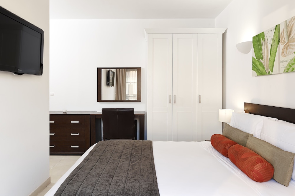 Melia Tortuga Beach — Hotel rooms in Santa Maria