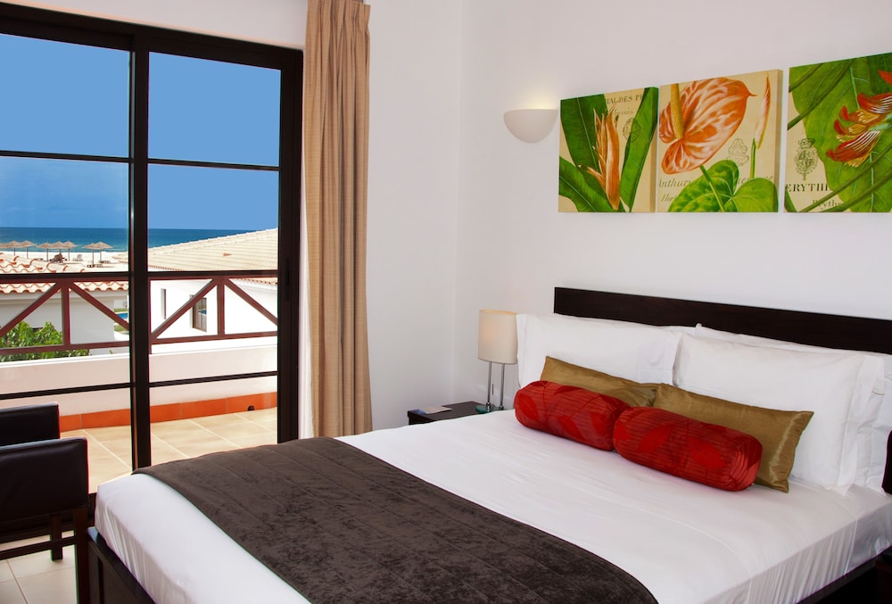 Melia Tortuga Beach — Hotel rooms in Santa Maria
