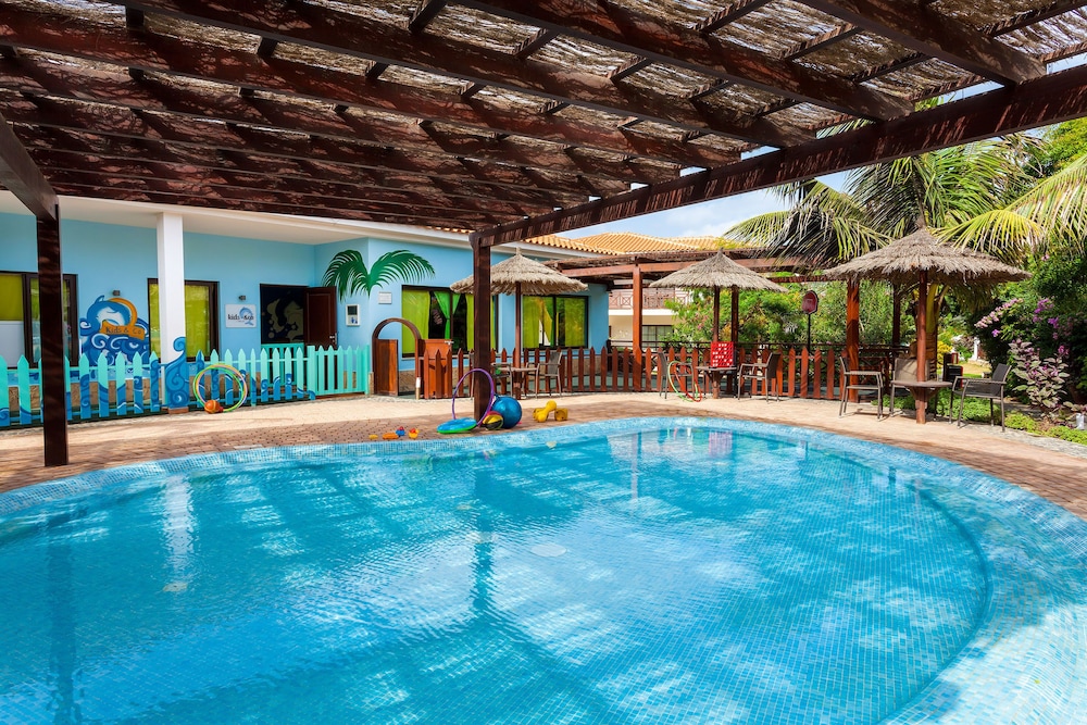 Melia Tortuga Beach — Swimming pool in Santa Maria
