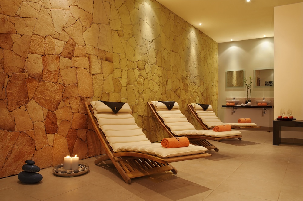 Melia Tortuga Beach — Spa in Santa Maria
