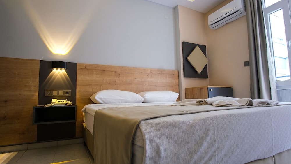 Alanya Risus Park Hotel — Hotel rooms in Alanya