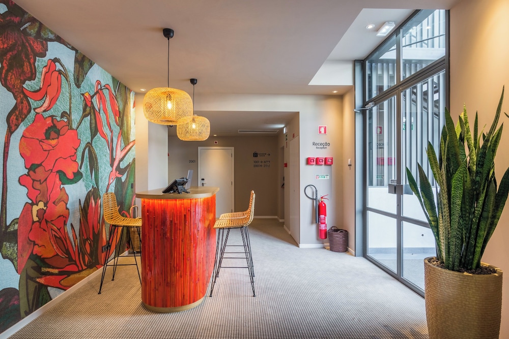 Pestana Casino Studios — Hotel building in Funchal, Madeira