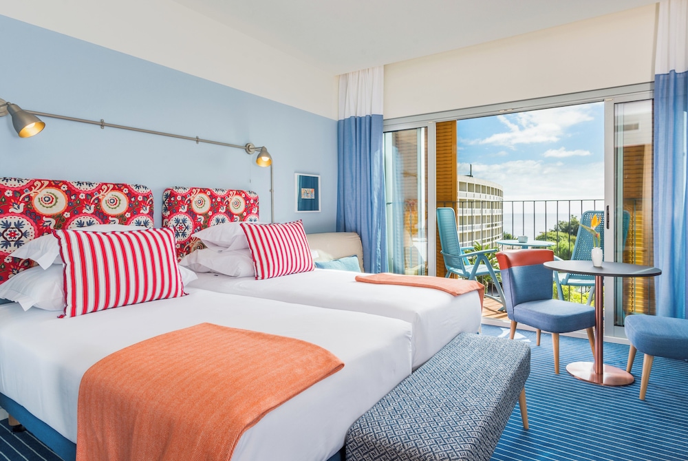 Pestana Casino Studios — Hotel rooms in Funchal, Madeira