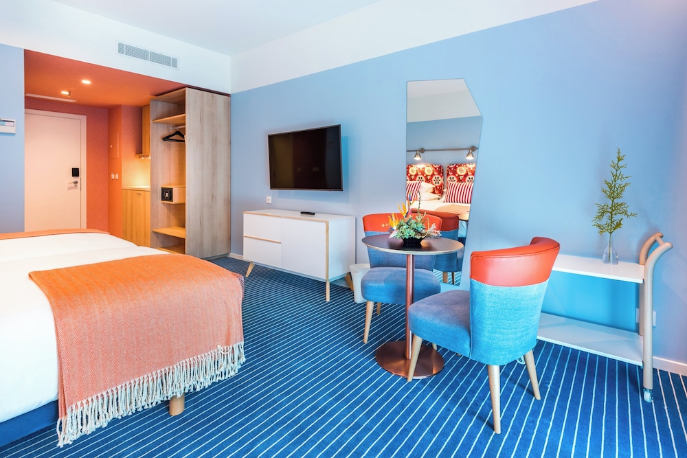Pestana Casino Studios — Hotel rooms in Funchal, Madeira