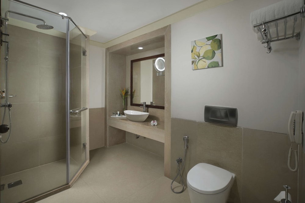 Radisson Blu Resort Goa Cavelossim Beach — Hotel rooms in Cavelossim, Goa
