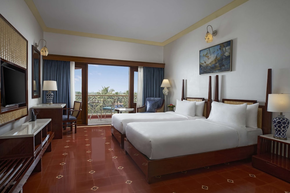 Radisson Blu Resort Goa Cavelossim Beach — Hotel rooms in Cavelossim, Goa