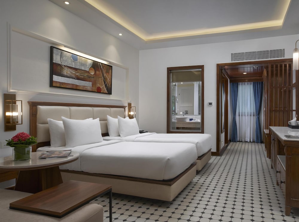 Radisson Blu Resort Goa Cavelossim Beach — Hotel rooms in Cavelossim, Goa